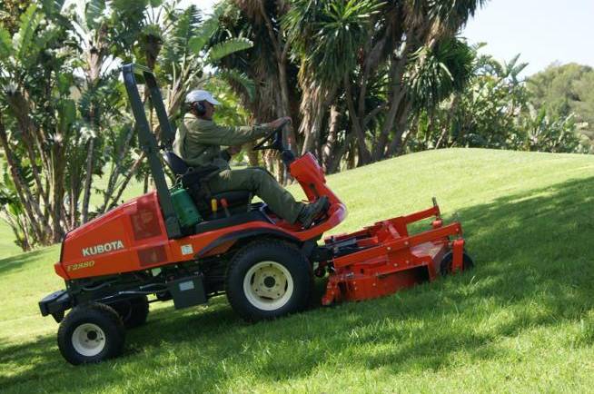 Kubota in Arqueros Golf