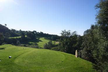 La primavera llega al hoyo 13 de Los Arqueros Golf