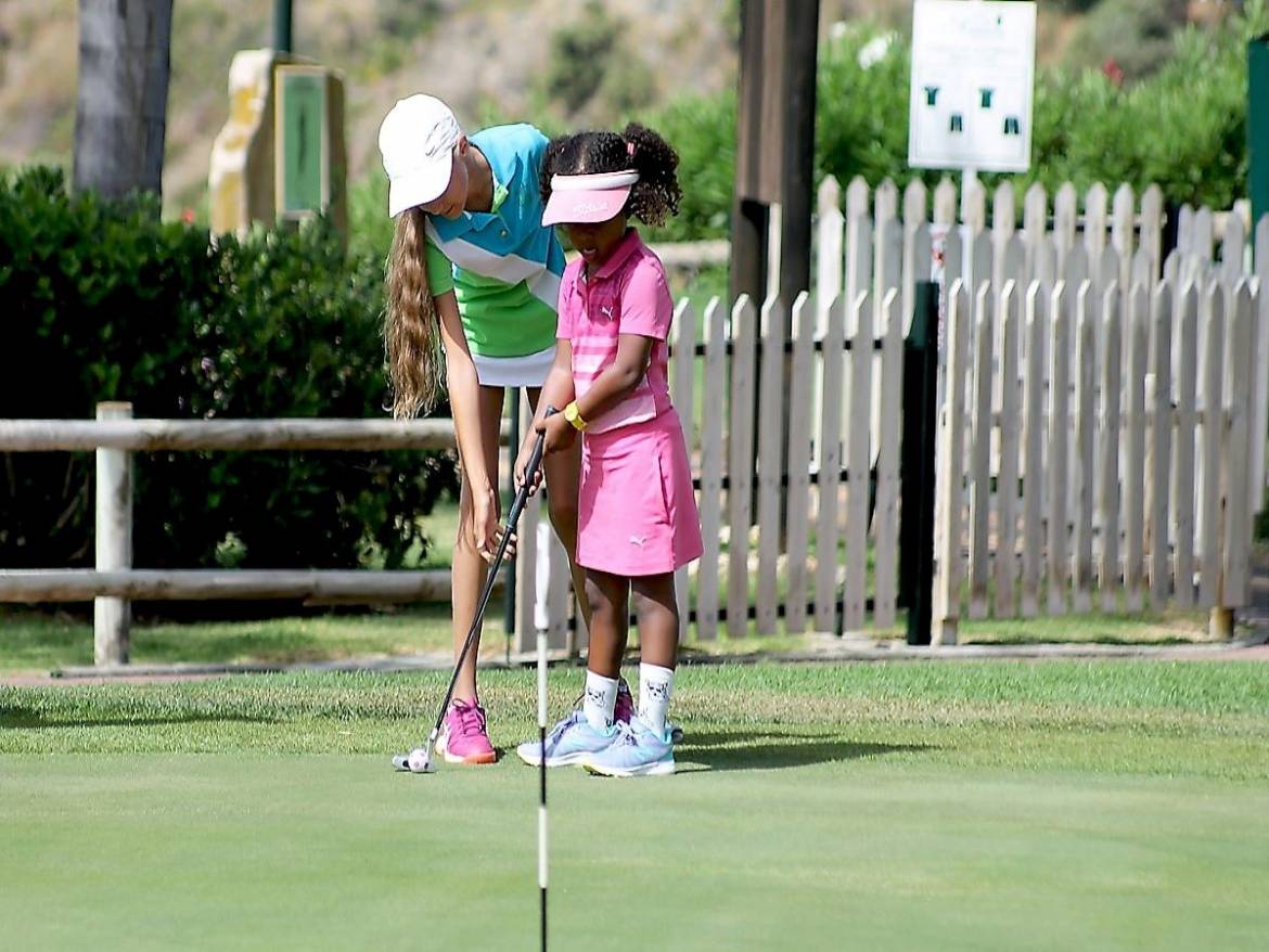 Golf_Academy-1.jpg